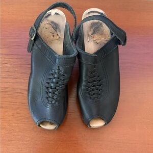 Navy Peep-Toe Leather Slingback Comfort Sandals size 39